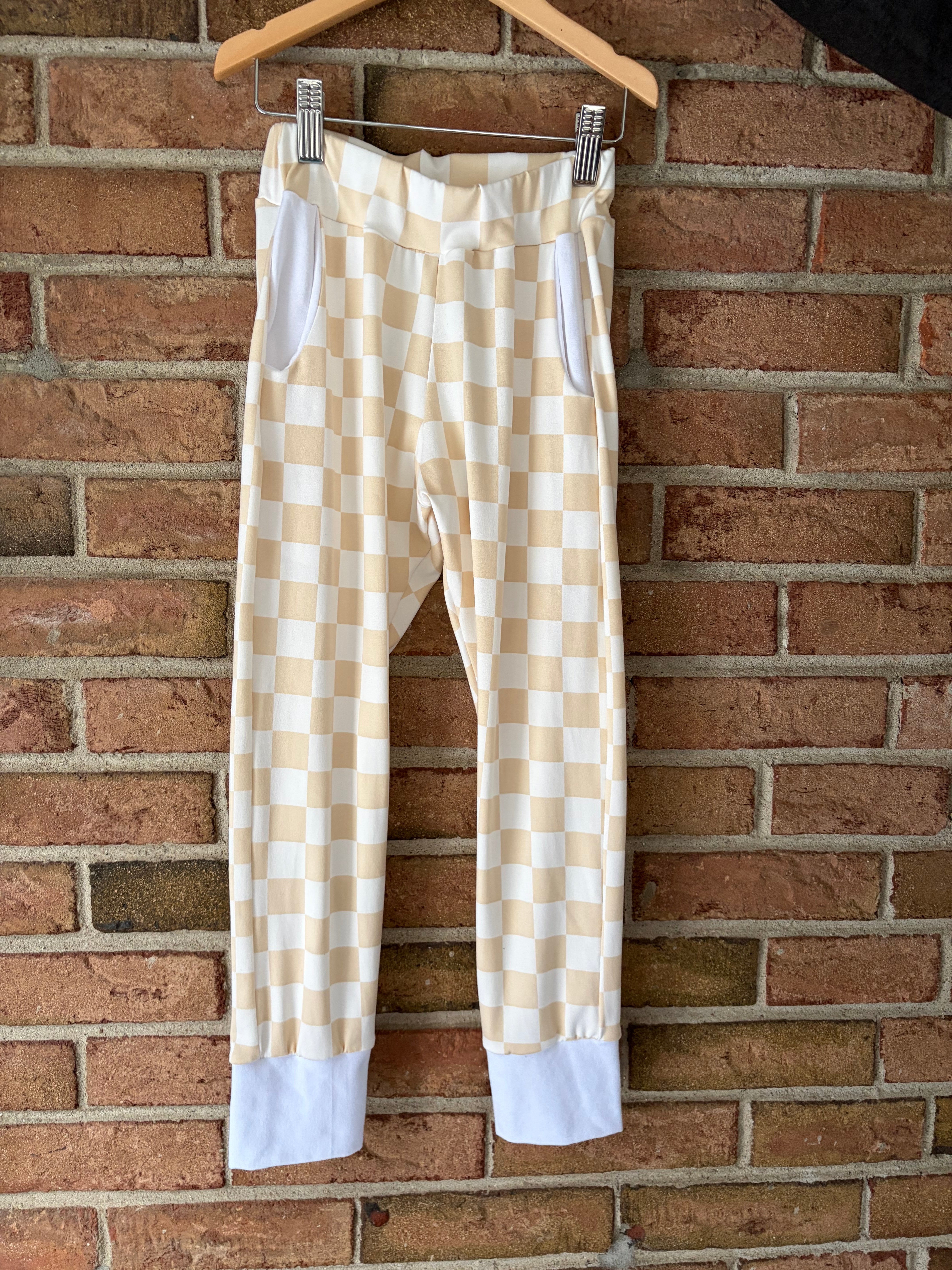 Neutral Check Set - Size 6